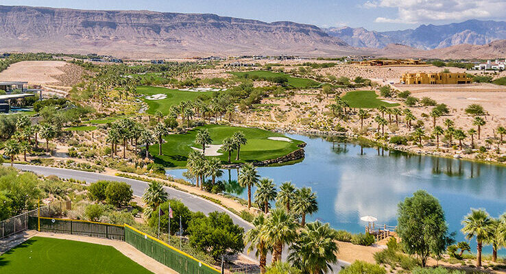 Description of The Summit Club in Las Vegas, a luxurious private golf community with various home options and amenities, presented by the Smith King Team.